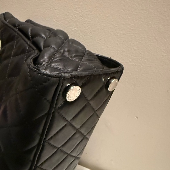 MICHAEL Michael Kors Black Quilted Shoulder Bag - Picture 5 of 12